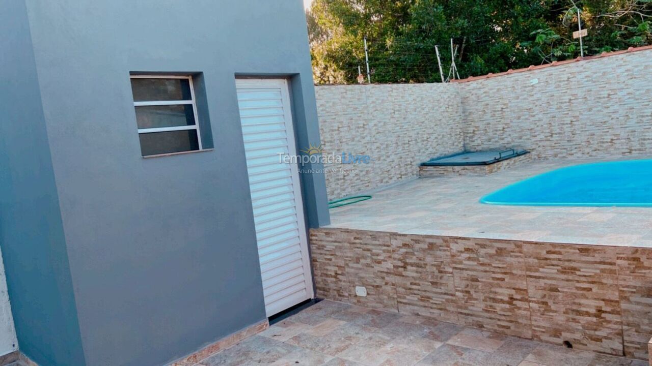 Casa para alquiler de vacaciones em Peruíbe (Estancia São José)