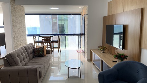 FRONT AV. GREAT AP FOR 10 PEOPLE