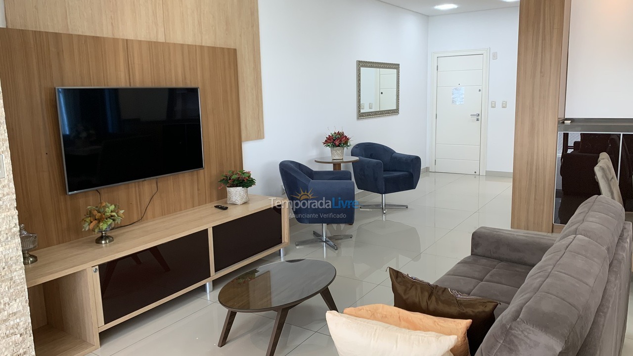 Apartment for vacation rental in Itapema (Meia Praia)