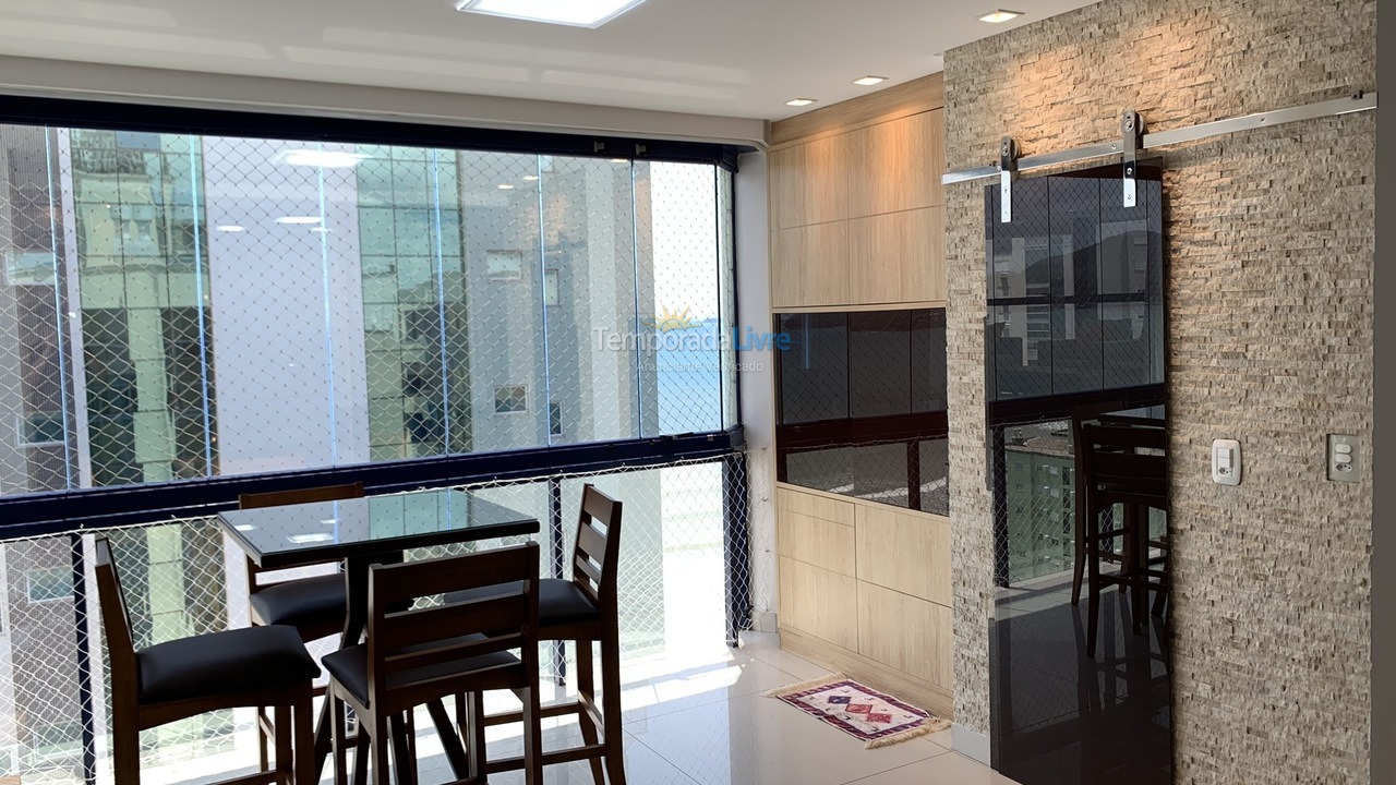 Apartment for vacation rental in Itapema (Meia Praia)