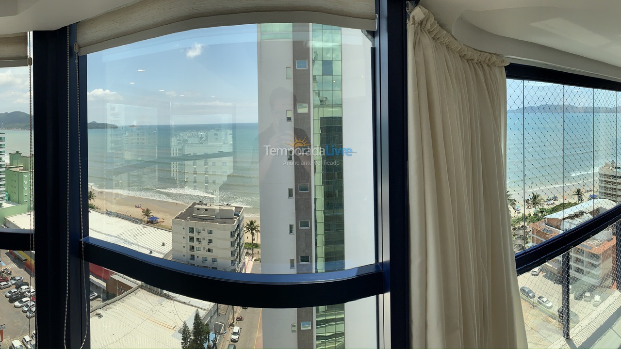 Apartment for vacation rental in Itapema (Meia Praia)