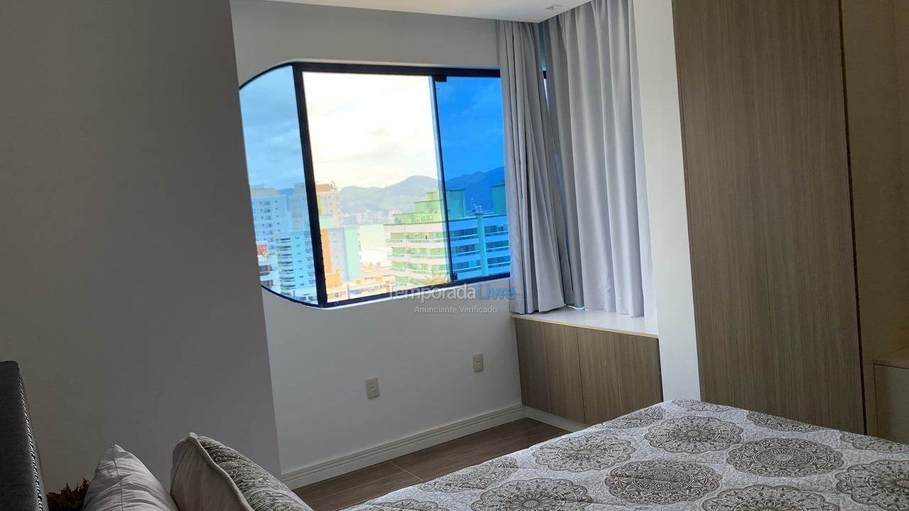 Apartment for vacation rental in Itapema (Meia Praia)