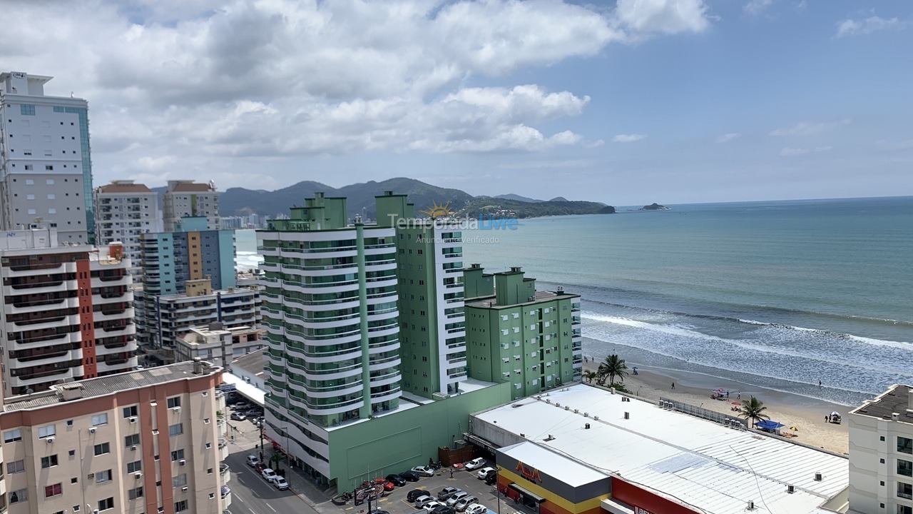 Apartment for vacation rental in Itapema (Meia Praia)