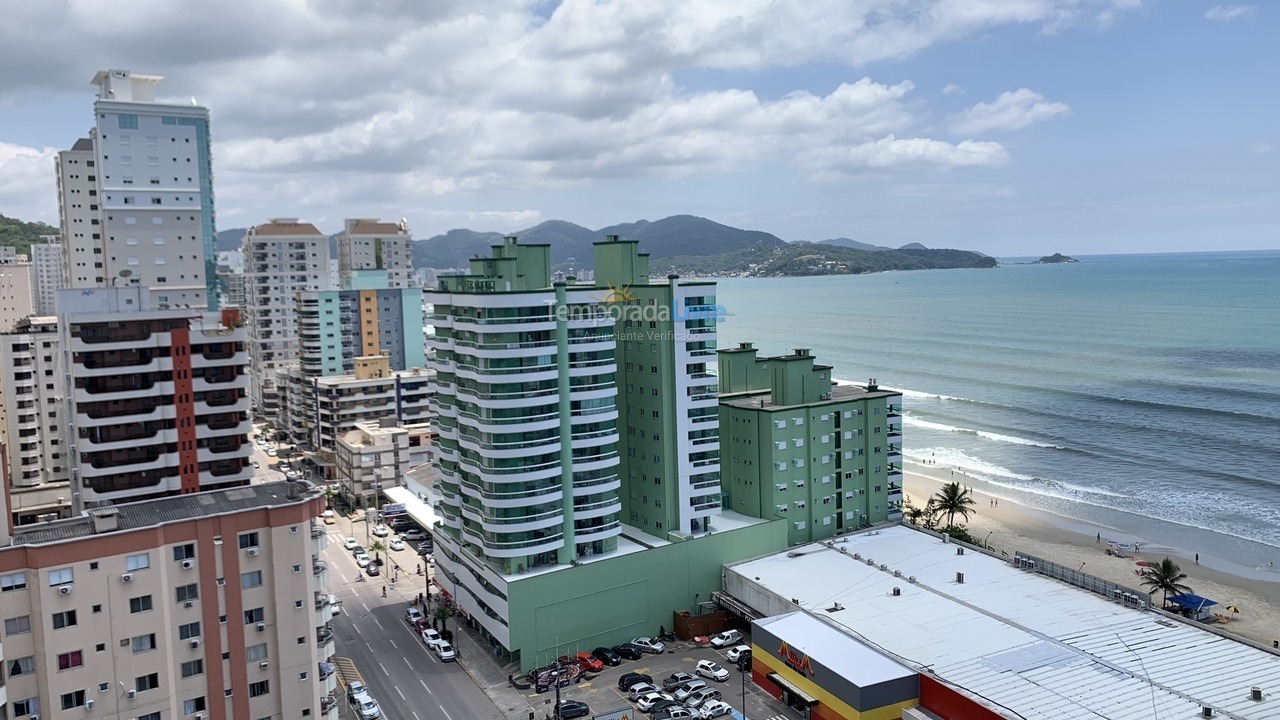 Apartment for vacation rental in Itapema (Meia Praia)