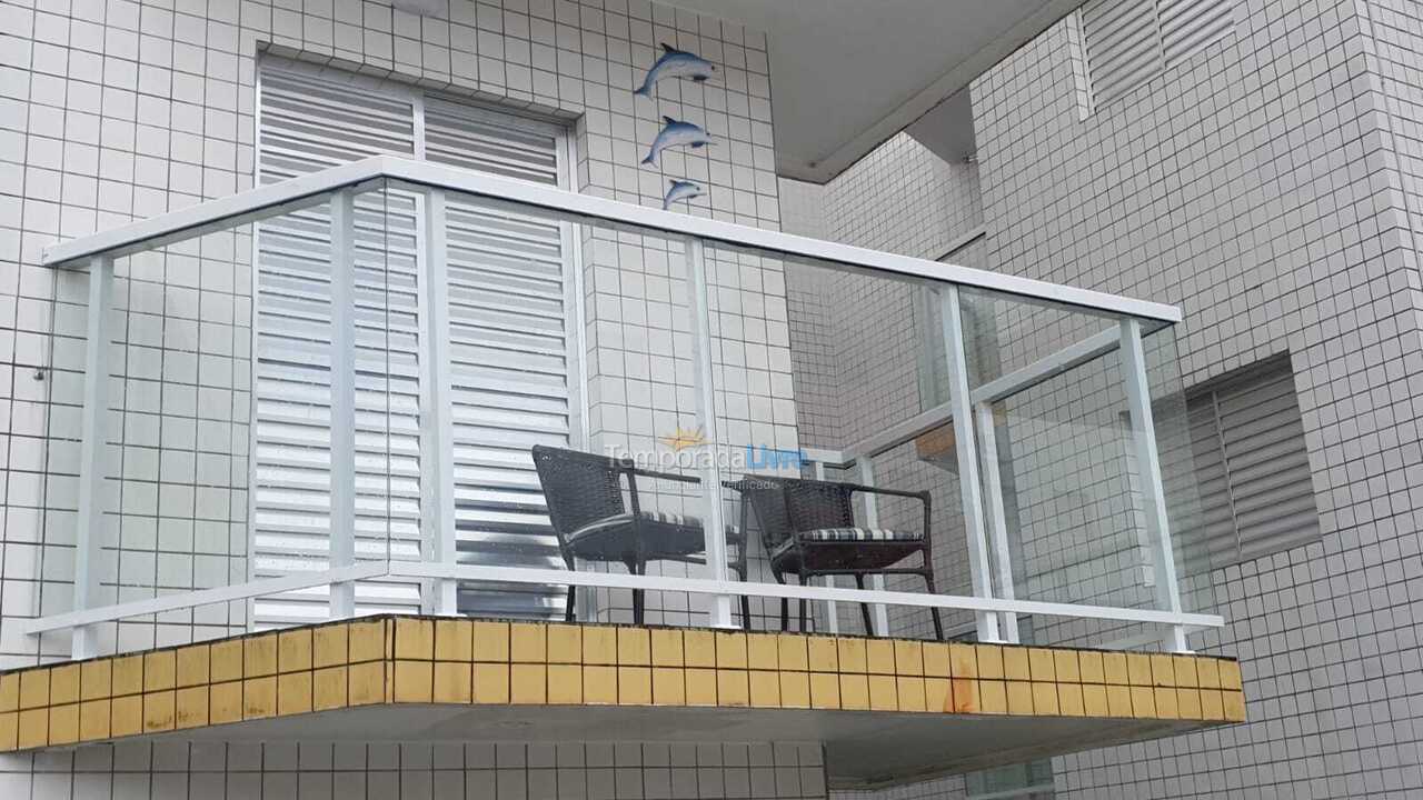 Apartamento para aluguel de temporada em Ubatuba (Praia das Toninhas)