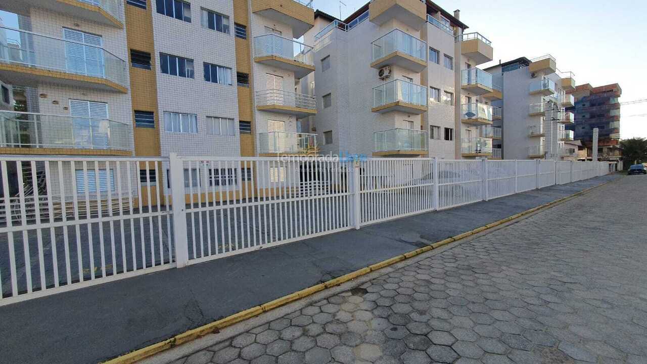 Apartamento para aluguel de temporada em Ubatuba (Praia das Toninhas)