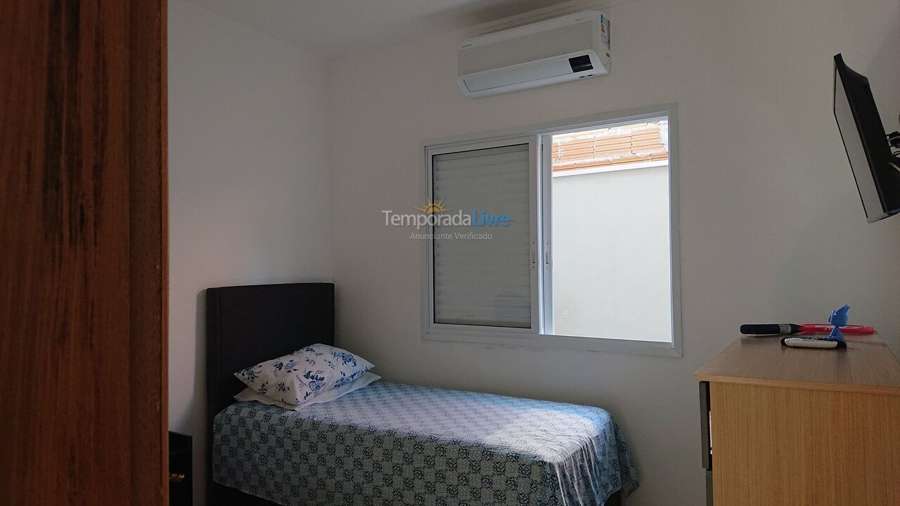 House for vacation rental in Caraguatatuba (Massaguaçu)