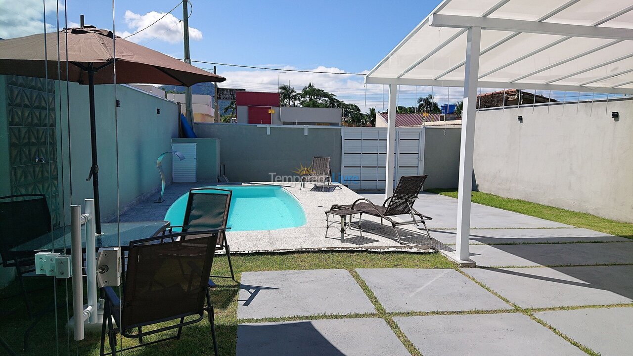 House for vacation rental in Caraguatatuba (Massaguaçu)