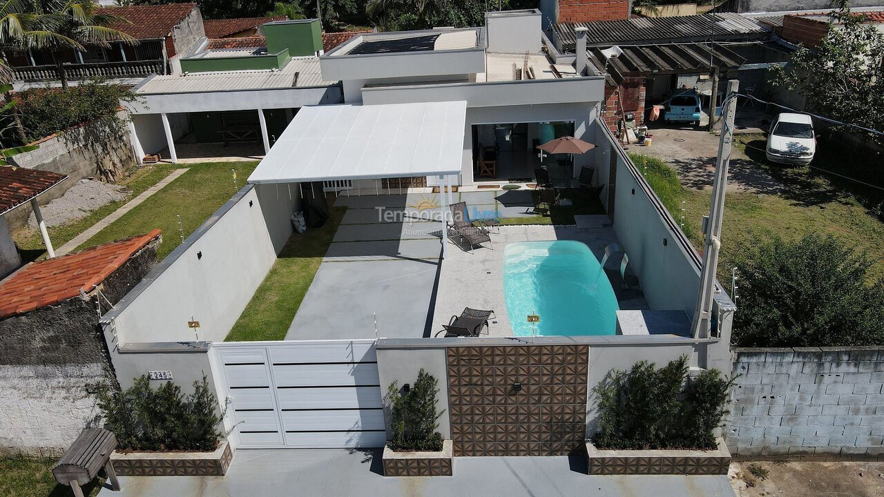 House for vacation rental in Caraguatatuba (Massaguaçu)