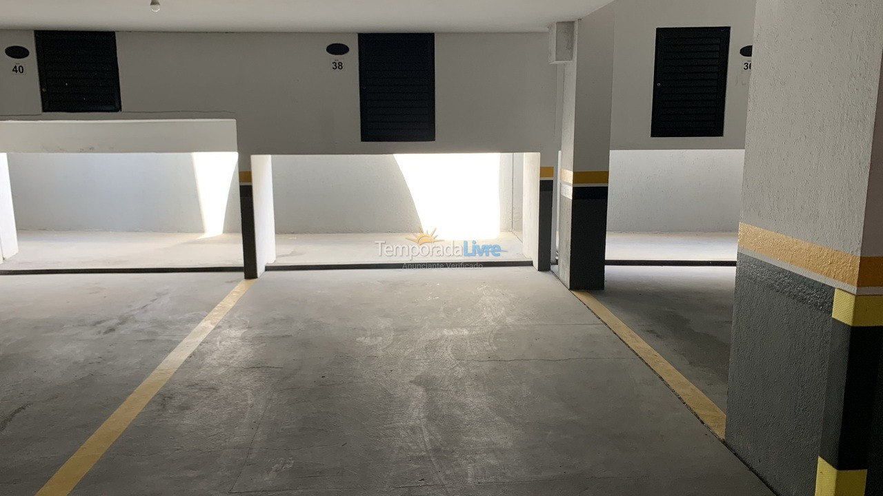 Apartment for vacation rental in Itapema (Meia Praia)