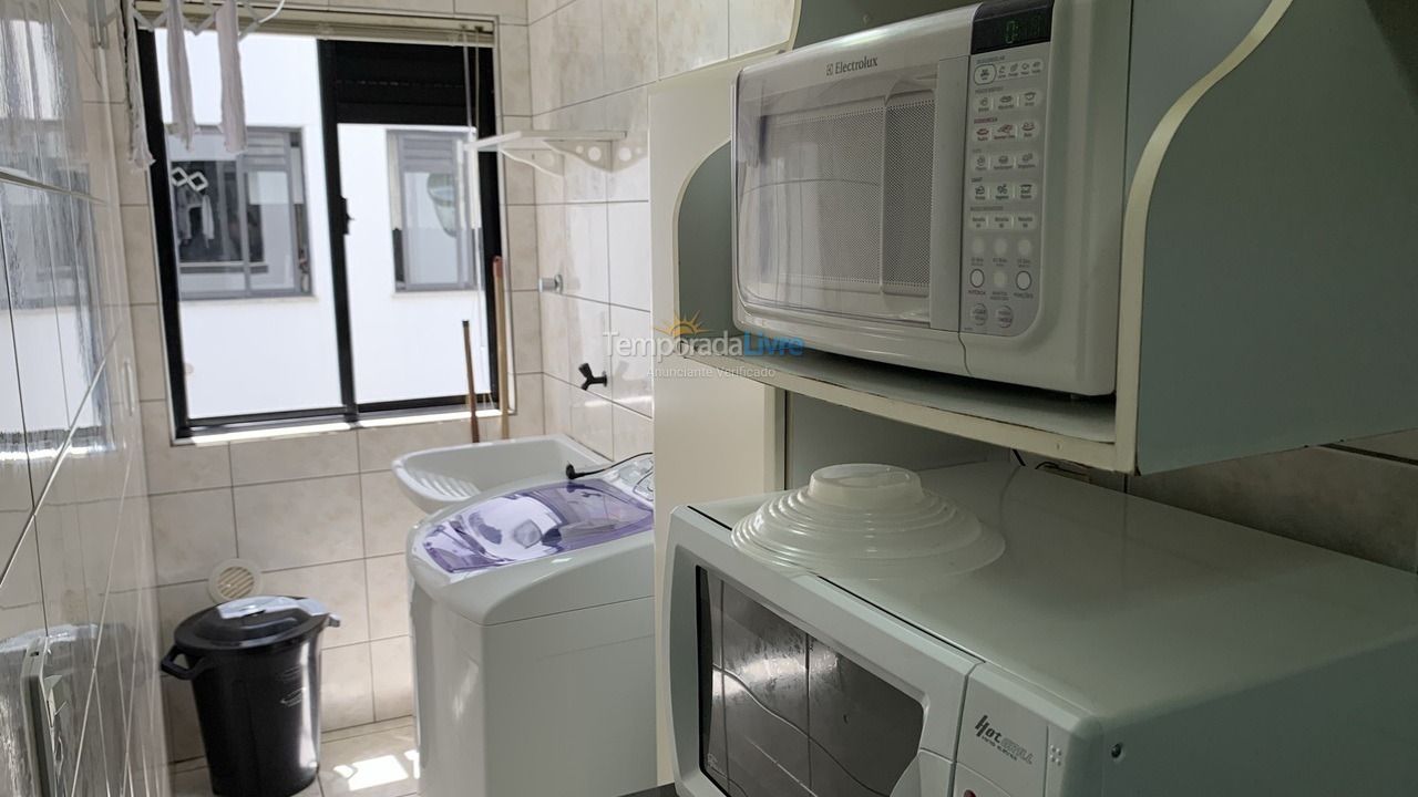 Apartment for vacation rental in Itapema (Meia Praia)