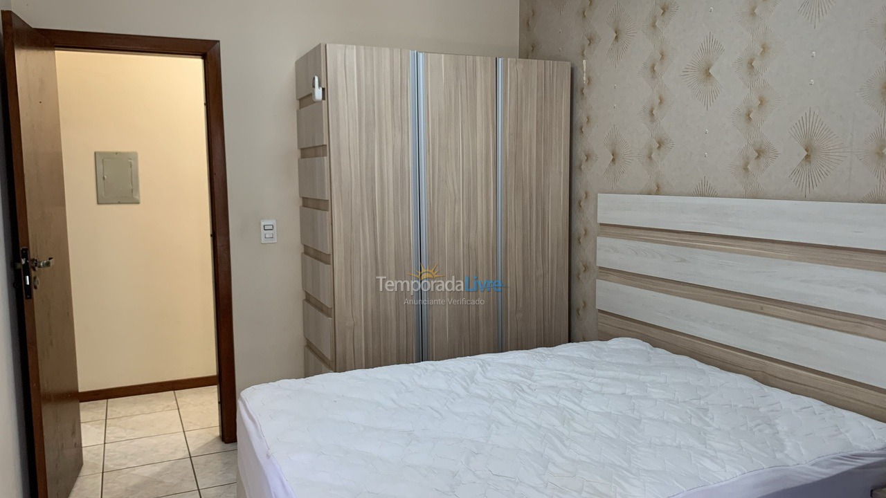 Apartment for vacation rental in Itapema (Meia Praia)