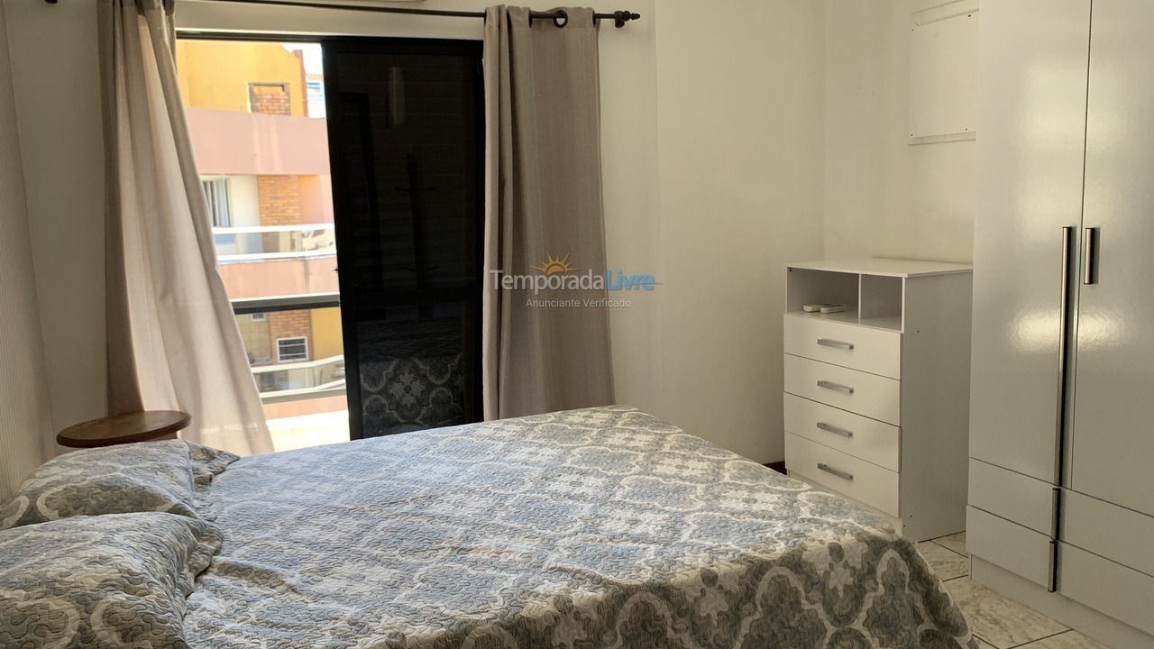 Apartamento para aluguel de temporada em Itapema (Meia Praia)