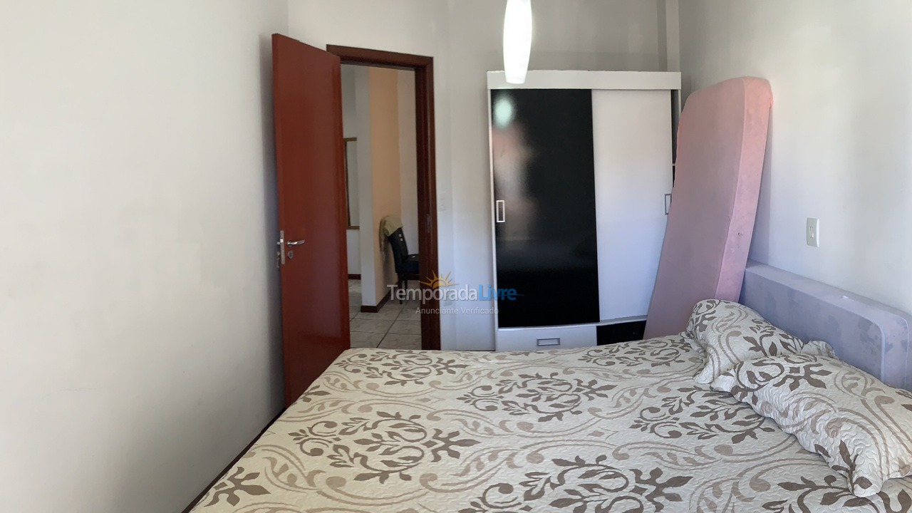 Apartamento para aluguel de temporada em Itapema (Meia Praia)
