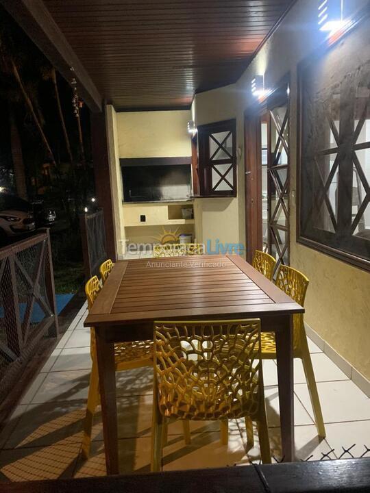 Casa para aluguel de temporada em São Sebastião (Maresias)