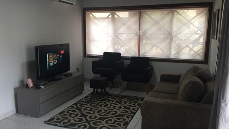 L2 - Casa em Condomínio fechado frente à praia de Maresias