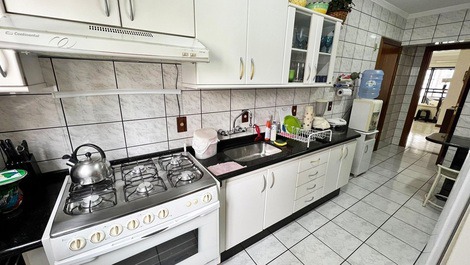 Temporada Ed. Villa di Roma: 3 quartos // churrasqueira