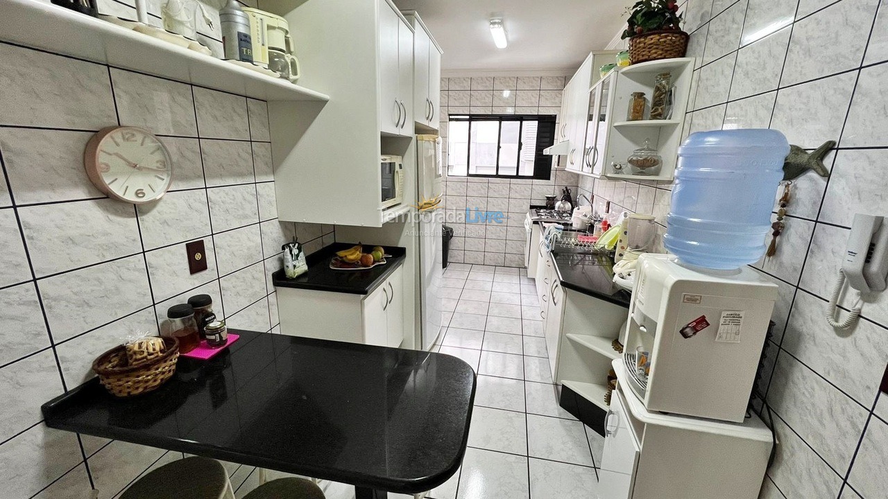 Apartamento para aluguel de temporada em Balneário Camboriú (Praia Central)