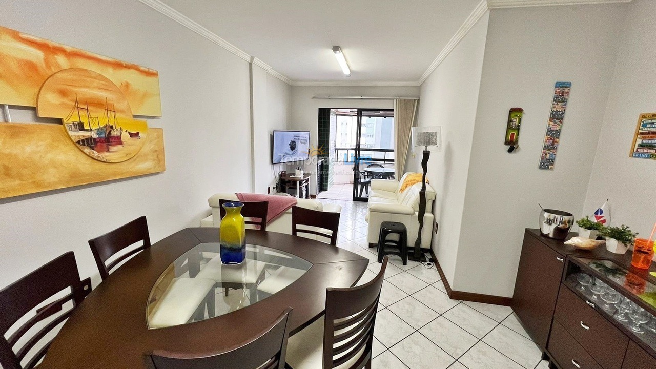 Apartamento para aluguel de temporada em Balneário Camboriú (Praia Central)