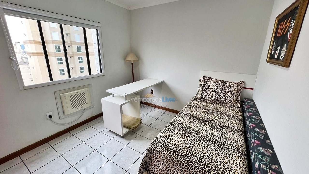 Apartamento para aluguel de temporada em Balneário Camboriú (Praia Central)