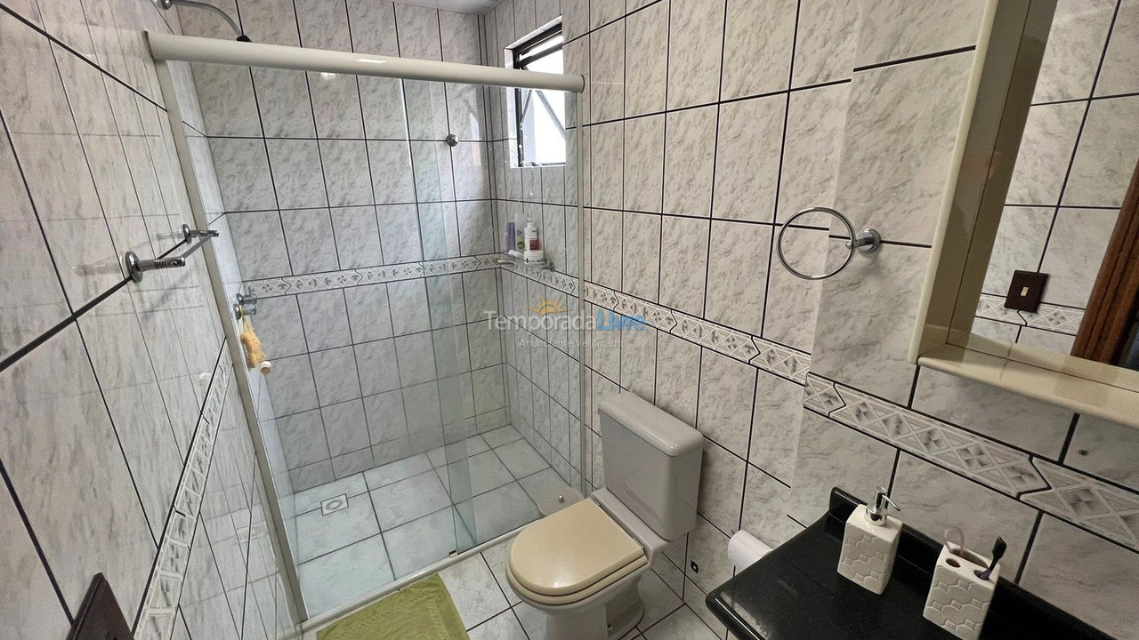 Apartamento para aluguel de temporada em Balneário Camboriú (Praia Central)