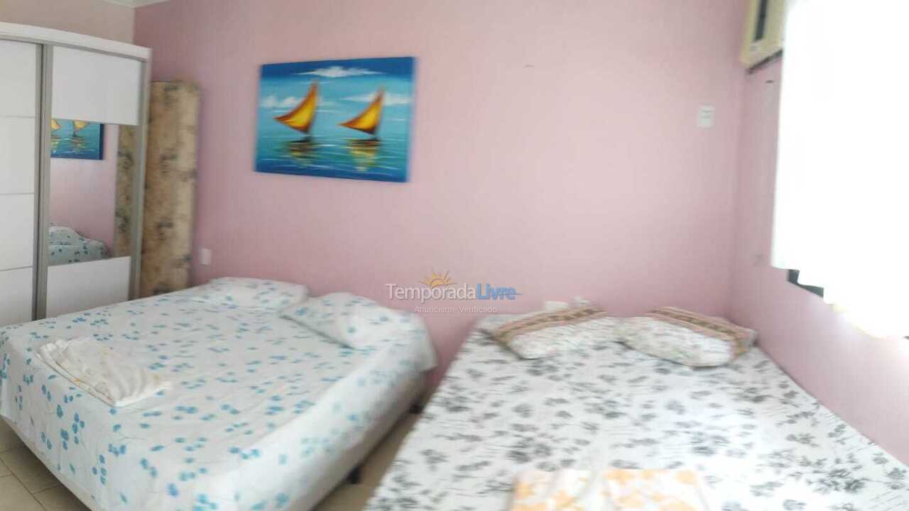 Casa para aluguel de temporada em Maricá (Praia de Itaipuaçu)