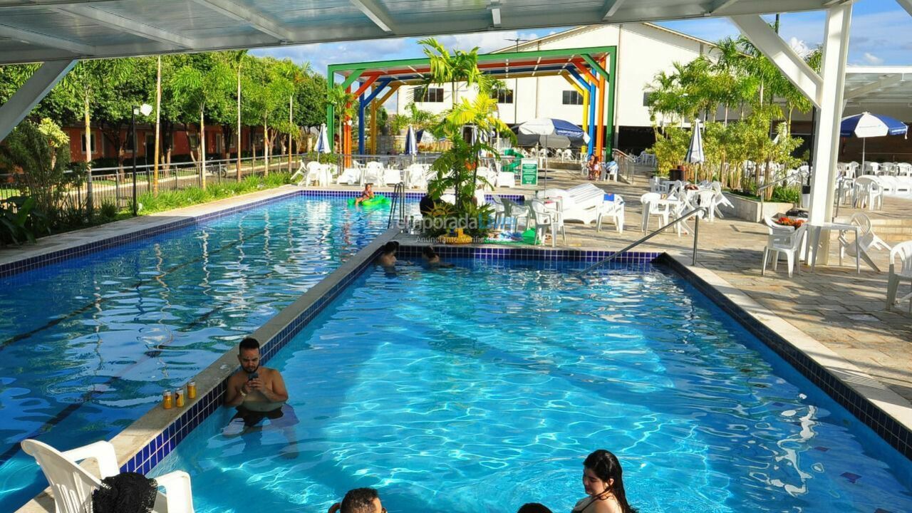 Apartamento para alquiler de vacaciones em Caldas Novas (Grupo Diroma Fiore)