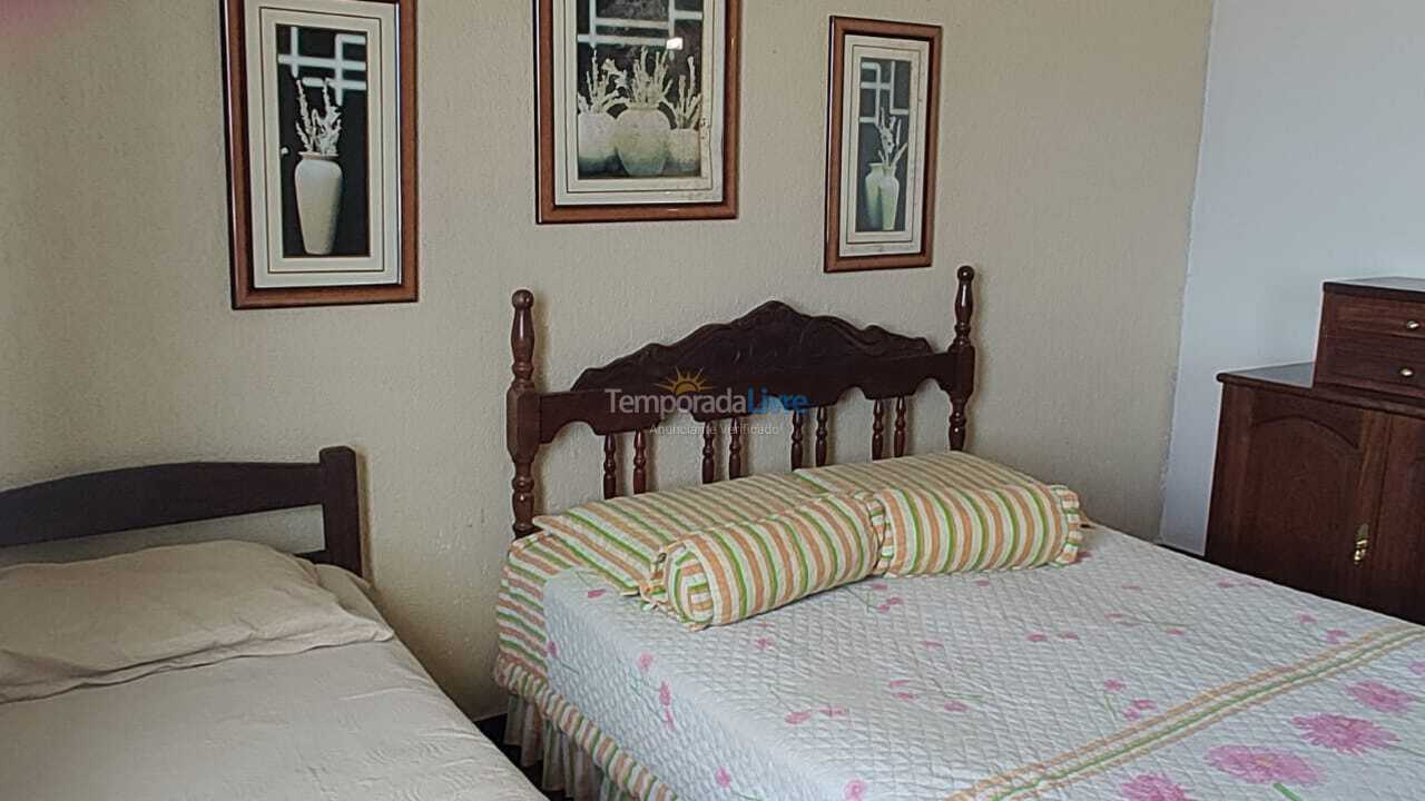 Apartment for vacation rental in Marataizes (Praia Central Frente Para O Mar)