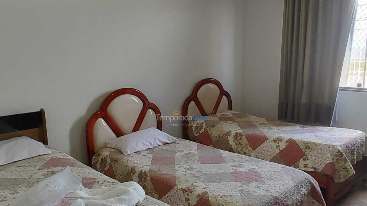 Apartment for vacation rental in Marataizes (Praia Central Frente Para O Mar)