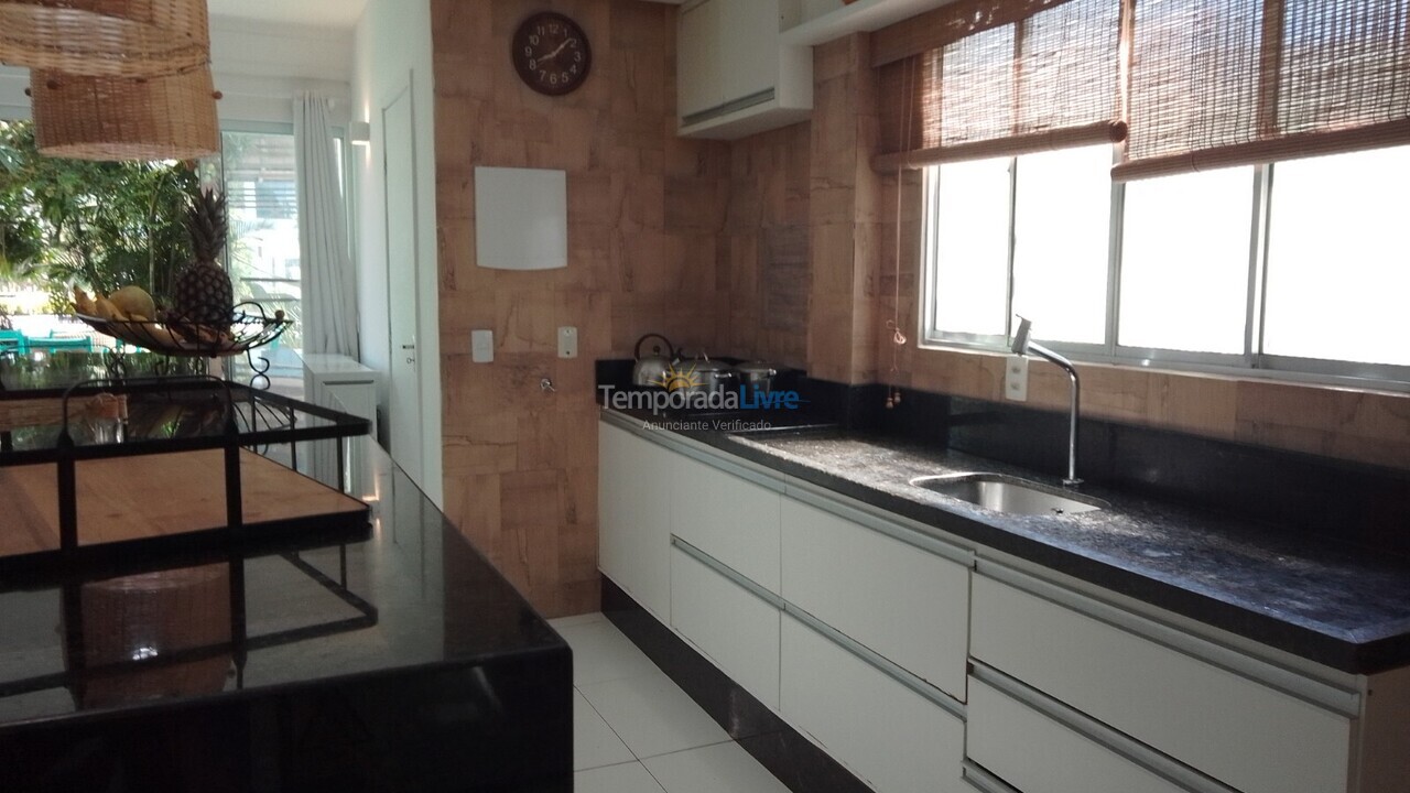 Casa para alquiler de vacaciones em Camaçari (Praia de Guarajuba)