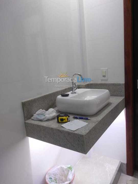 Apartamento para aluguel de temporada em Marataízes (Praia Central)