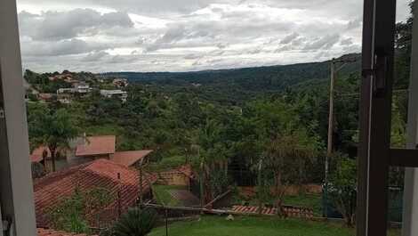 Vista da casa para a rodovia