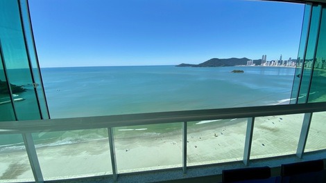 ¡Frente al mar! ¡Lujo En Las Alturas! Maravillosa Vista; Balcón + Barbacoa; 4 Suites