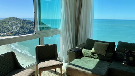 ¡Frente al mar! ¡Lujo En Las Alturas! Maravillosa Vista; Balcón + Barbacoa; 4 Suites