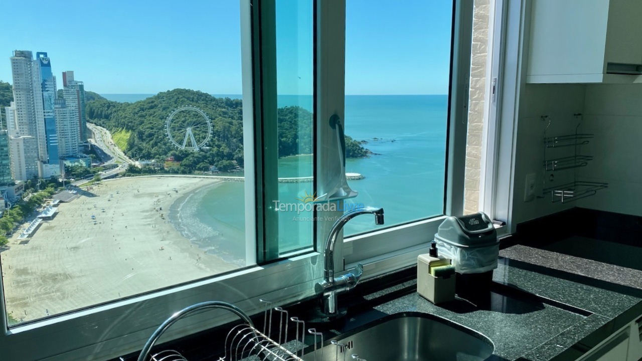 Apartamento para alquiler de vacaciones em Balneário Camboriú (Praia Central)