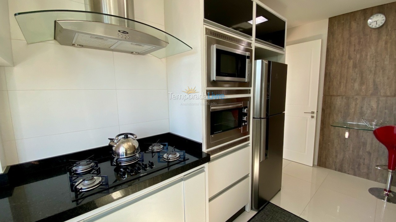 Apartamento para alquiler de vacaciones em Balneário Camboriú (Praia Central)