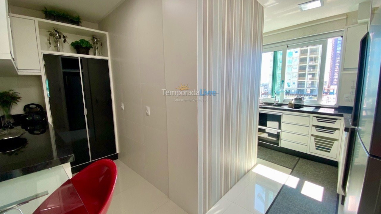 Apartamento para alquiler de vacaciones em Balneário Camboriú (Praia Central)