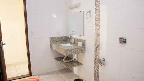 Verona1 farm, large and close to the park.