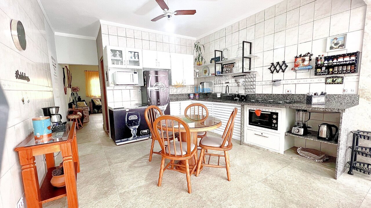 Apartment for vacation rental in Caraguatatuba (Massaguaçu)