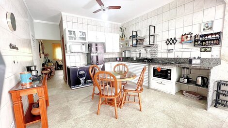 House 700 meters from the BEACH with Swimming Pool, Pool, Ping Pong