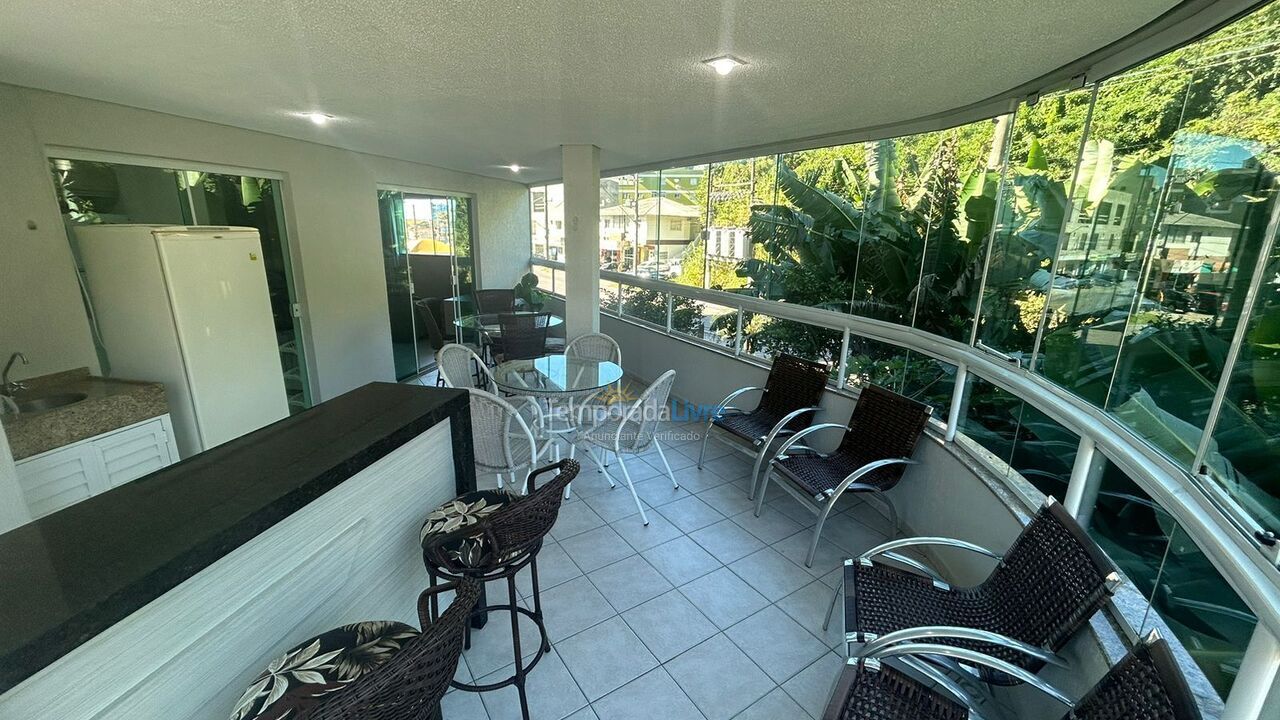 Apartment for vacation rental in Bombinhas (Praia de Bombas)