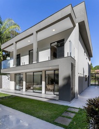 Casa Riviera de São Lourenço