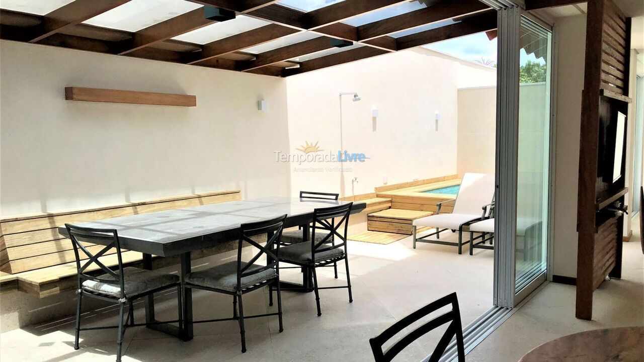 Casa para aluguel de temporada em São Sebastião (Juquehy)