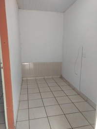 Kit próximo a Faculdade Fanap e Buriti Shopping R$700,00