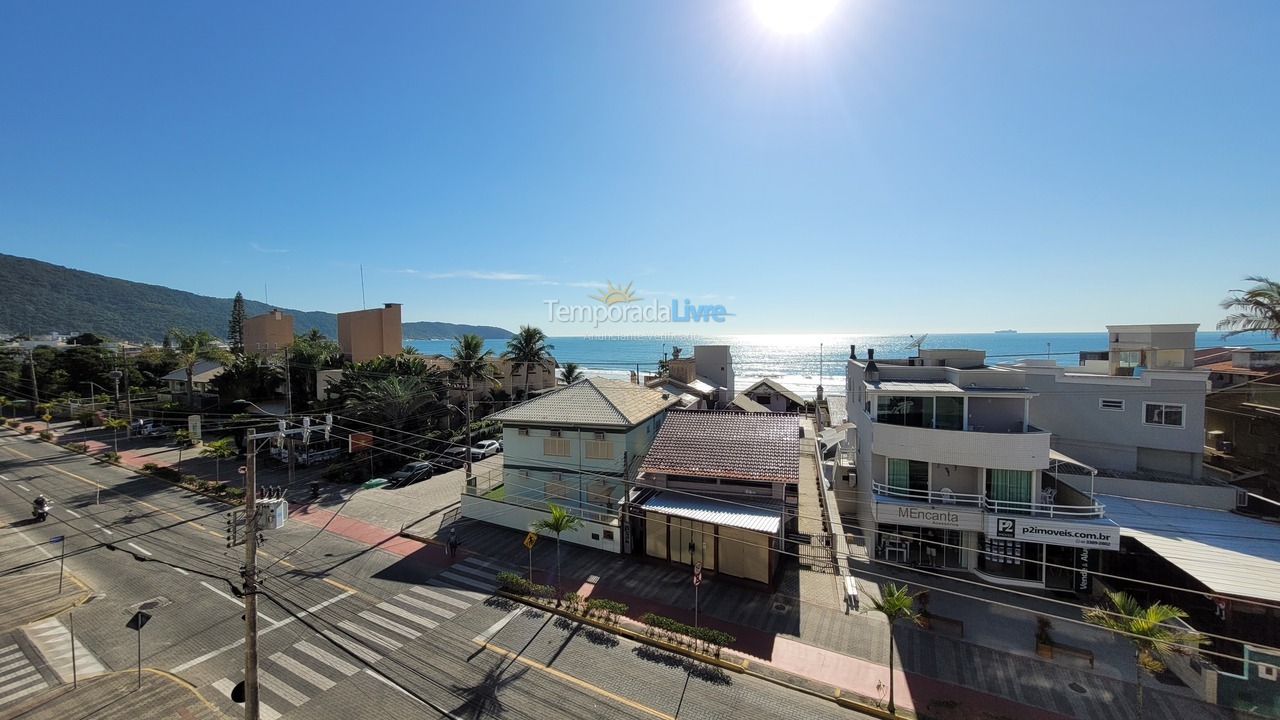 Apartamento para aluguel de temporada em Bombinhas (Praia de Bombas)