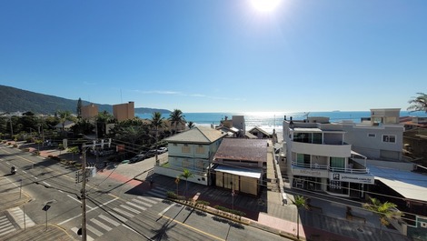 Aproveite o Melhor do Verão com Conforto e Vista Mar! BOMBAS