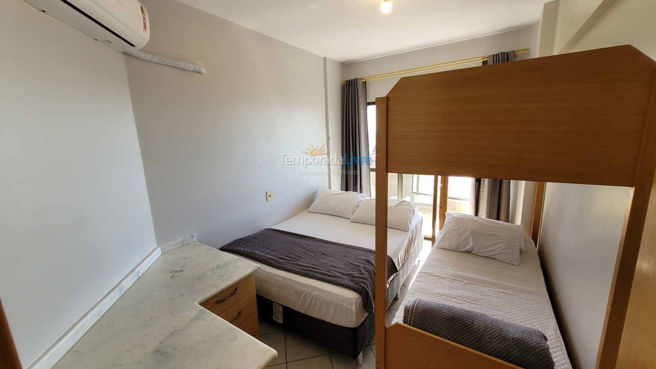 Apartamento para aluguel de temporada em Bombinhas (Praia de Bombas)