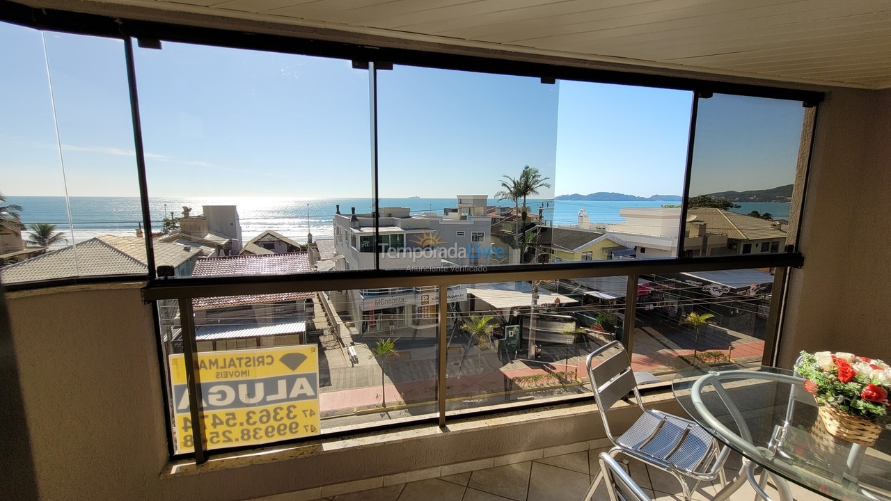 Apartamento para aluguel de temporada em Bombinhas (Praia de Bombas)