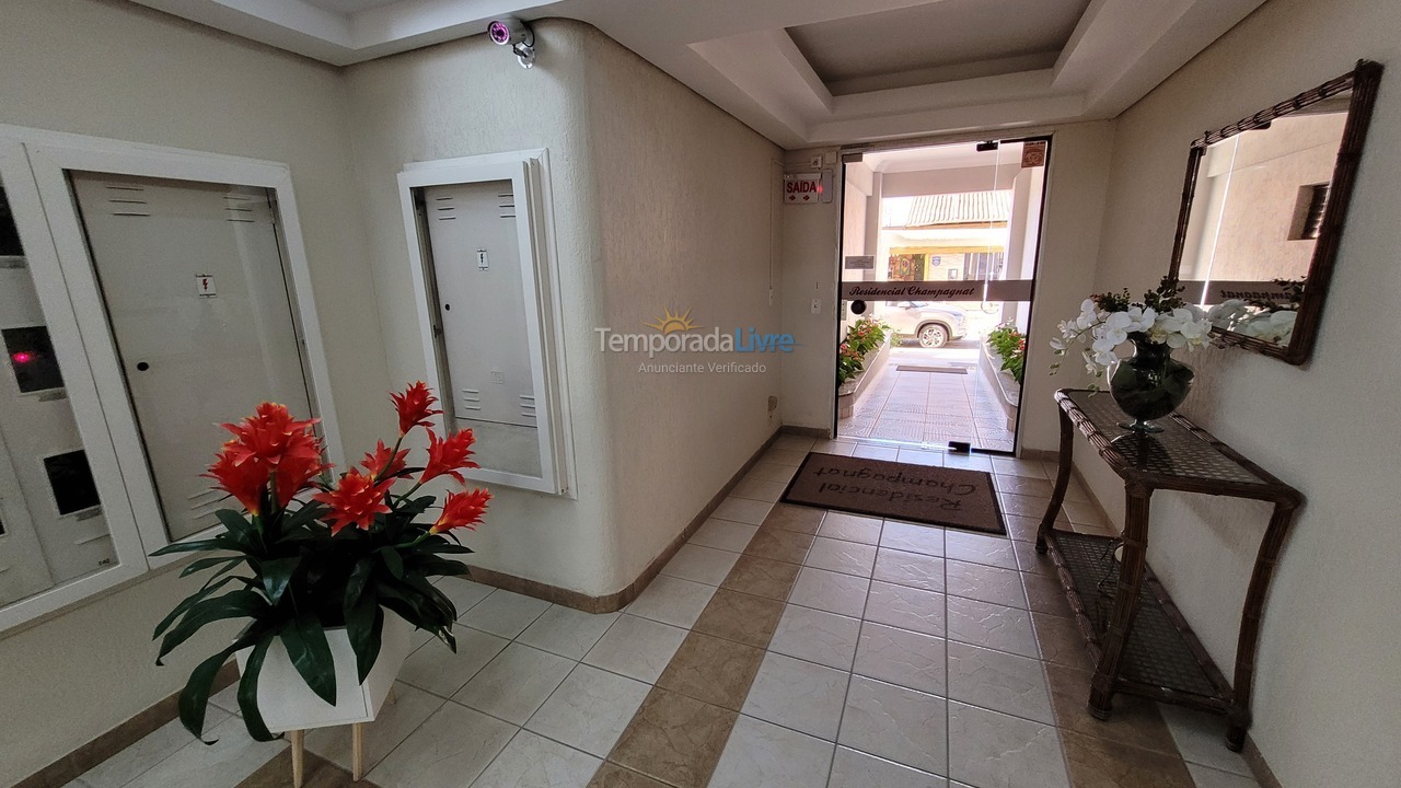 Apartamento para aluguel de temporada em Bombinhas (Praia de Bombas)