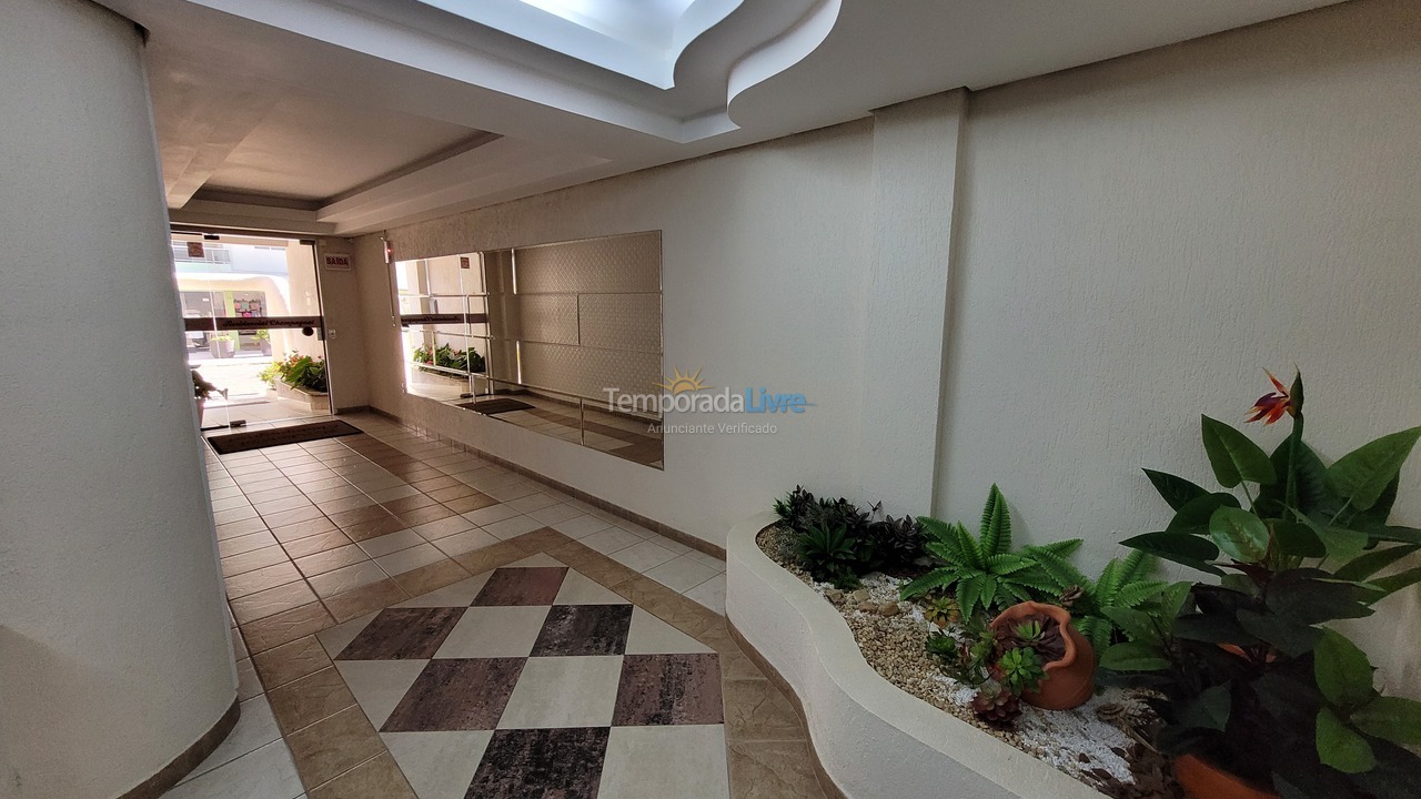 Apartamento para aluguel de temporada em Bombinhas (Praia de Bombas)
